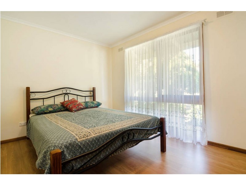 6 Wingara Drive, Rosebud West VIC 3940