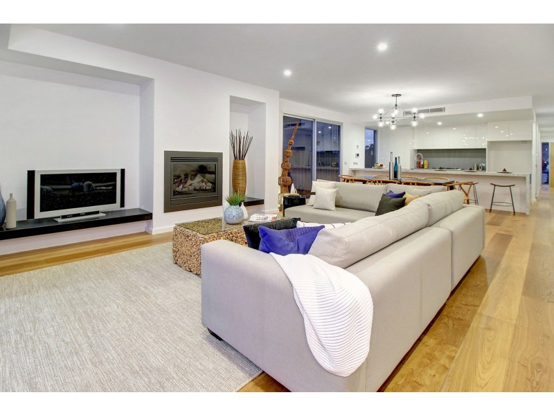 18 Nepean Highway, Dromana VIC 3936