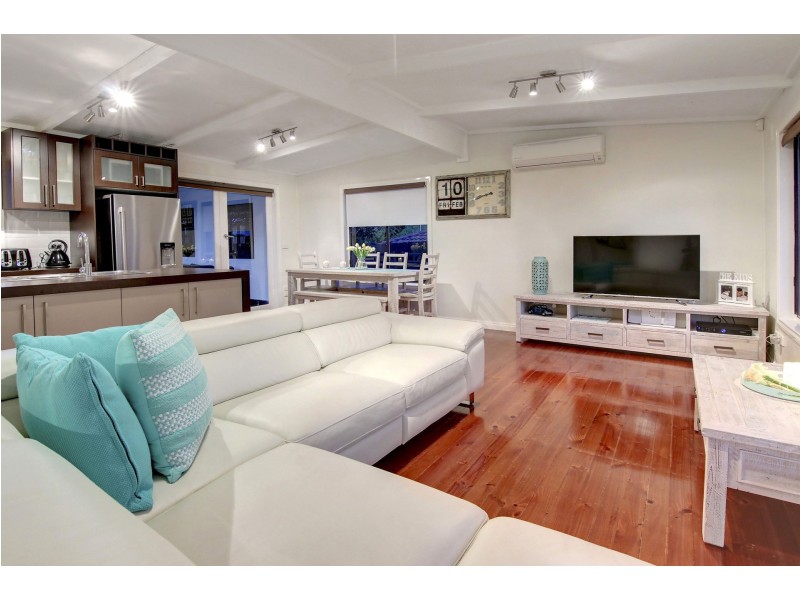 10 Como Avenue, Rye VIC 3941