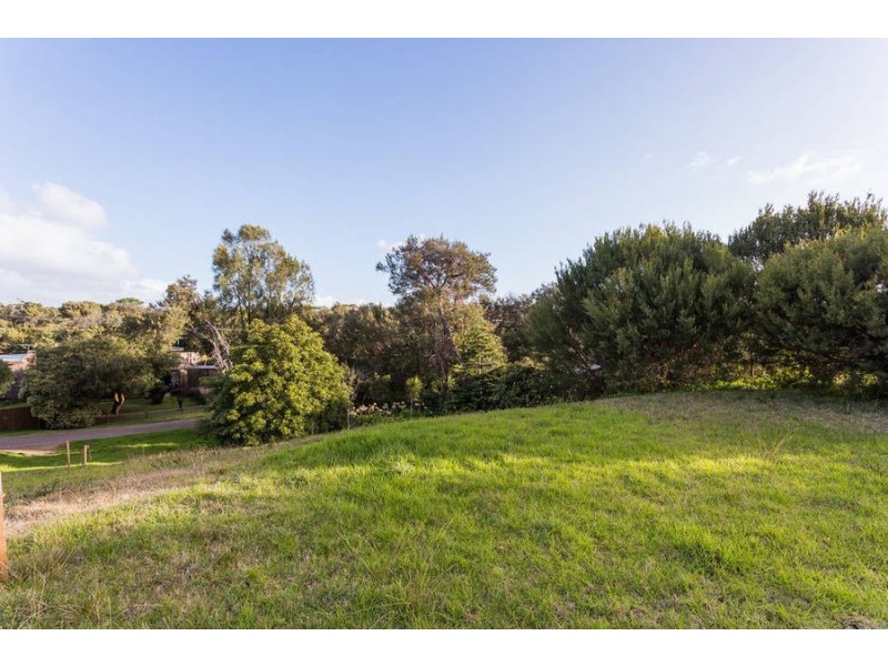14 Niblick Street, Rye VIC 3941