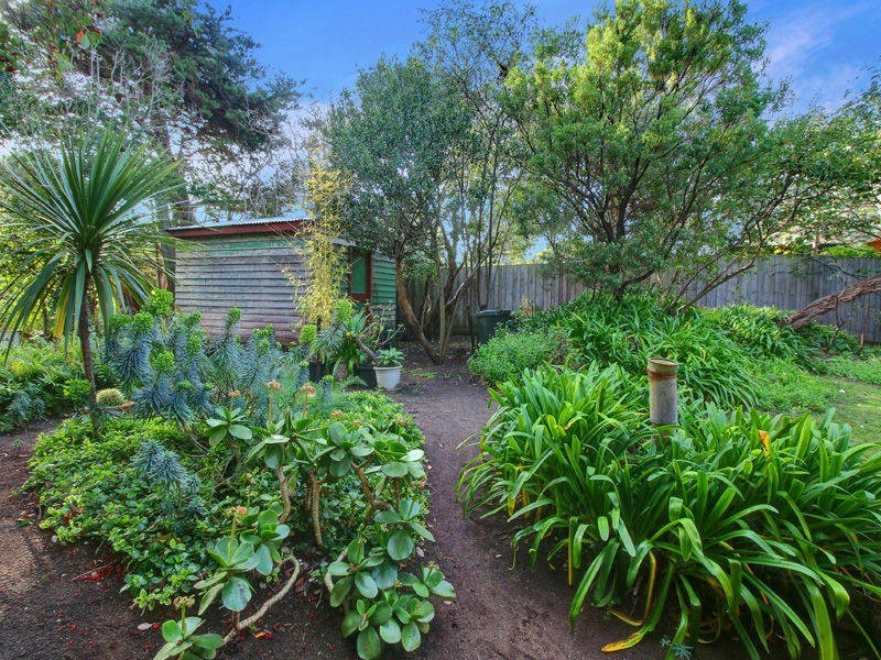 32 Heather Avenue, Sorrento VIC 3943
