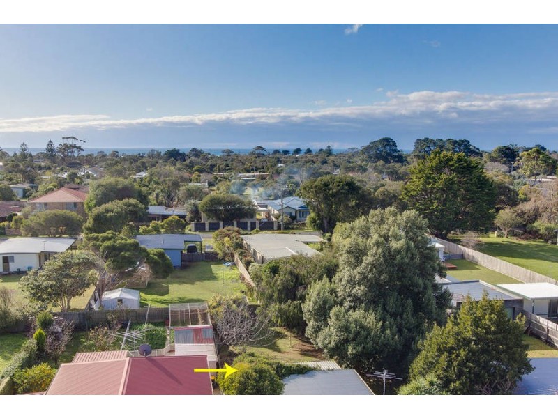 22 Meadow Avenue, Rye VIC 3941