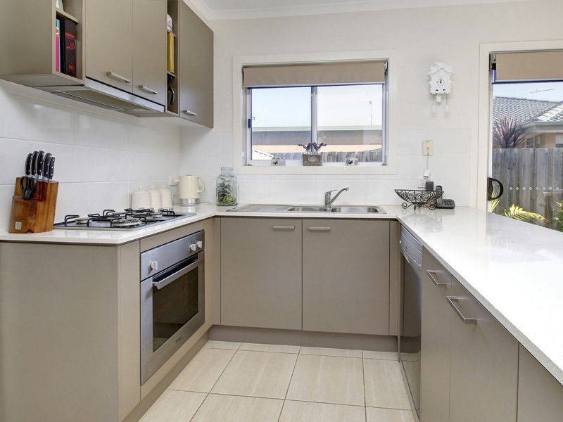 9/102a Country Club Drive, Safety Beach VIC 3936