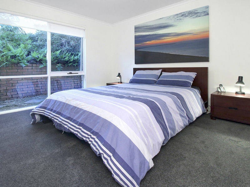 19 Fenton Avenue, Rosebud VIC 3939