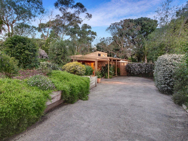 19 Fenton Avenue, Rosebud VIC 3939