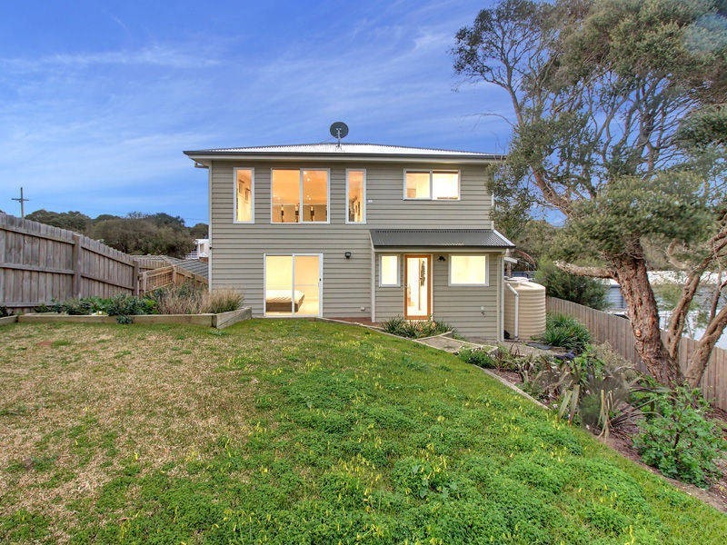 23 Yarrayne Street, Rye VIC 3941