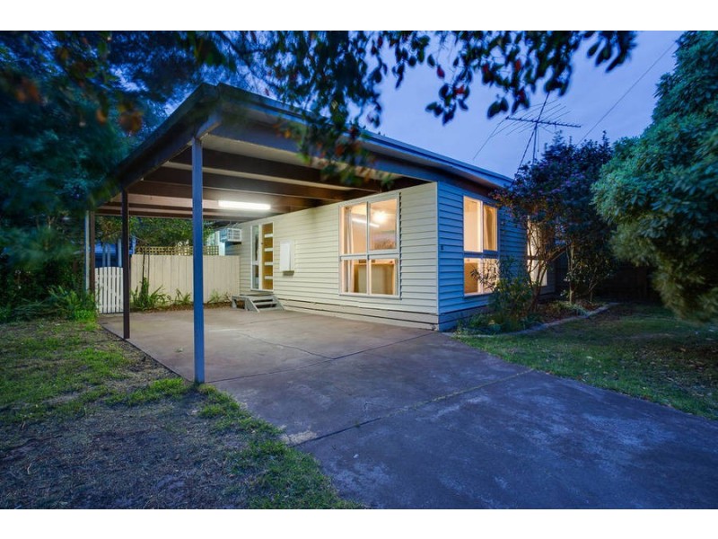12 Martin Street, Rosebud VIC 3939