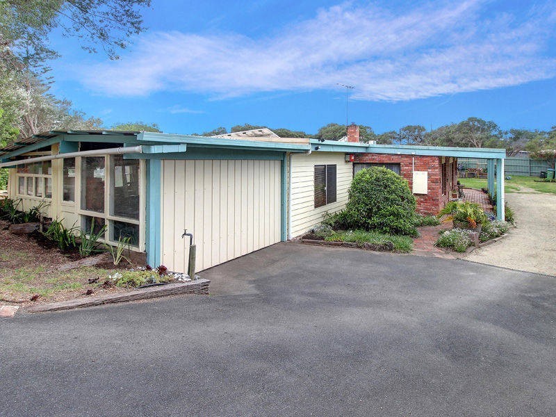 4 Paul Street, Rye VIC 3941