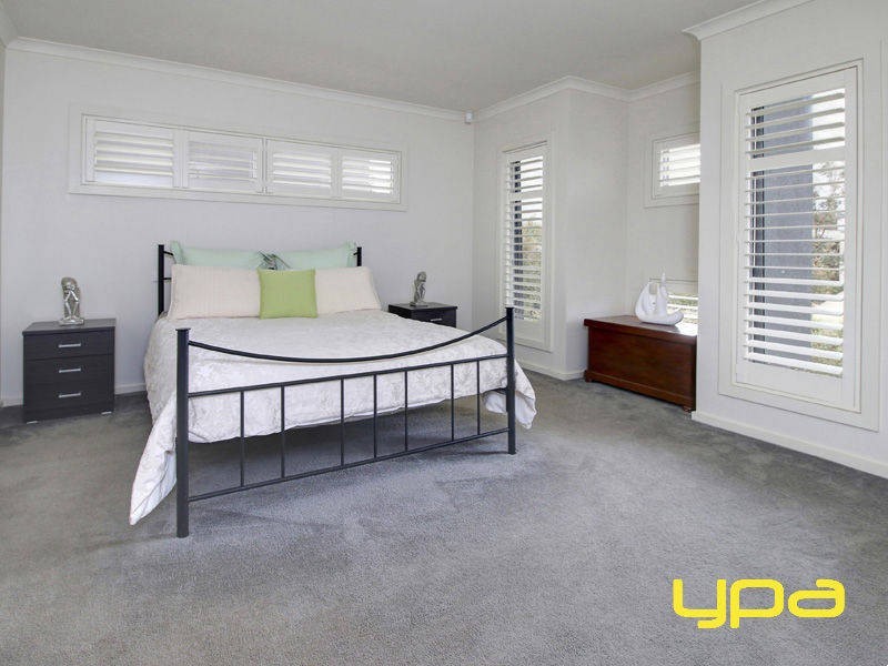 32 Oceanic Drive, Safety Beach VIC 3936