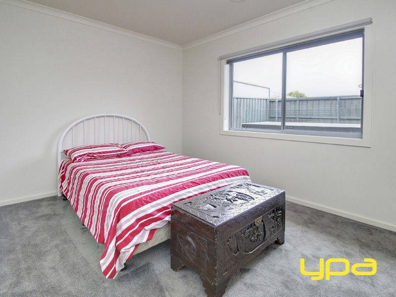 32 Oceanic Drive, Safety Beach VIC 3936