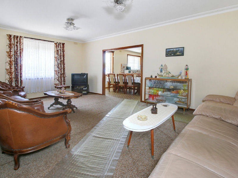 3 Rae Street, Rosebud West VIC 3940