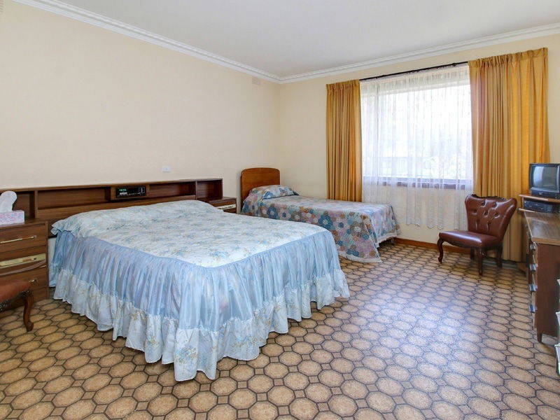 3 Rae Street, Rosebud West VIC 3940