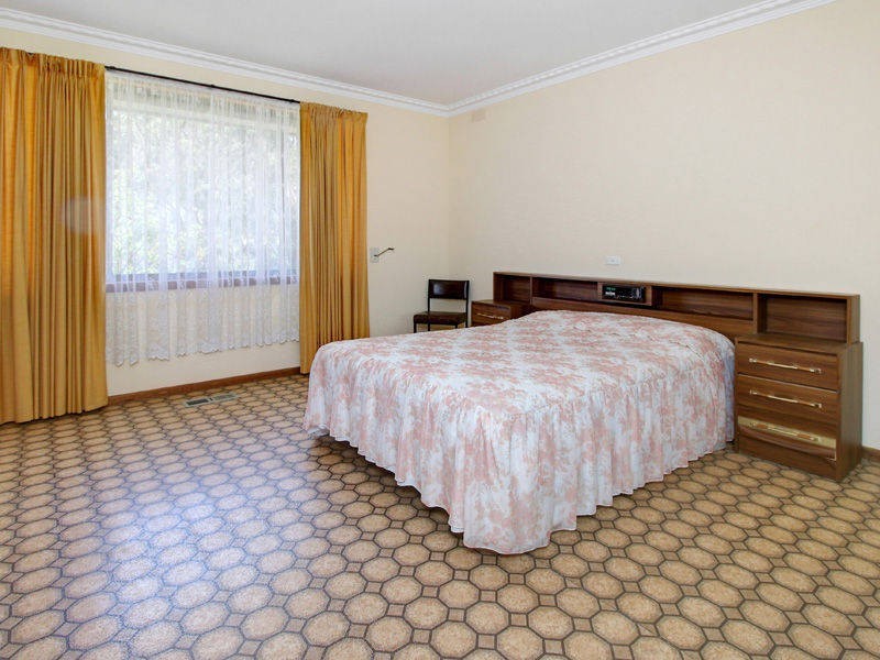 3 Rae Street, Rosebud West VIC 3940