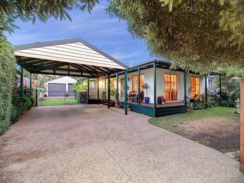 35 Goolgowie Street, Rosebud VIC 3939