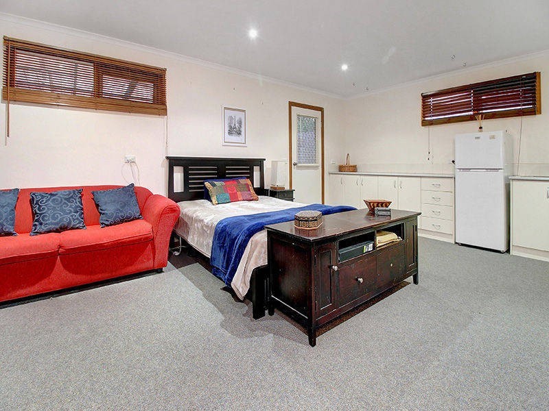 35 Goolgowie Street, Rosebud VIC 3939