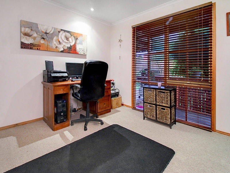 35 Goolgowie Street, Rosebud VIC 3939