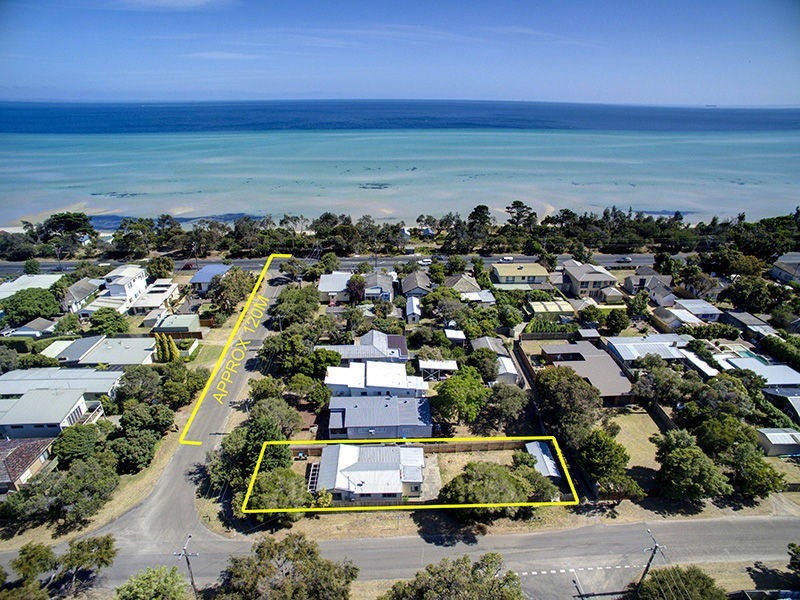 7 Romney Avenue, Tootgarook VIC 3941