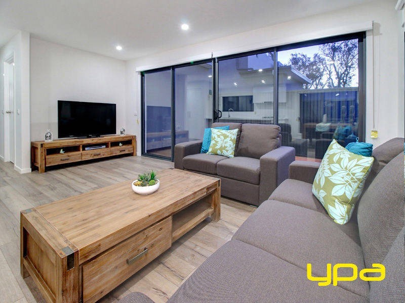 Unit 3, 6 Nerrin Street, Rosebud West VIC 3940