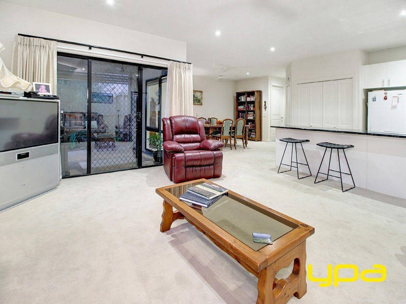 2/95 Eastbourne Road, Rosebud VIC 3939
