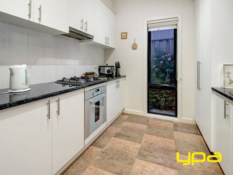 2/95 Eastbourne Road, Rosebud VIC 3939