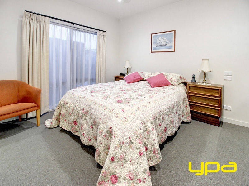 2/95 Eastbourne Road, Rosebud VIC 3939