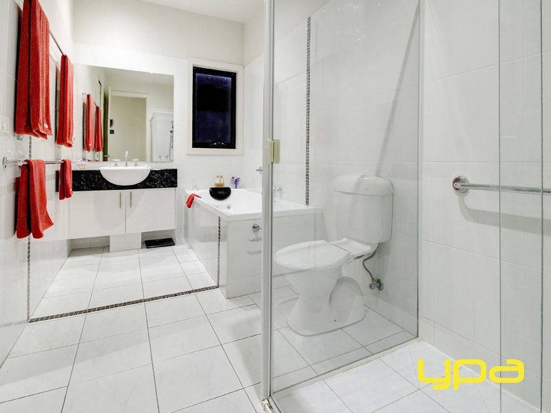 2/95 Eastbourne Road, Rosebud VIC 3939