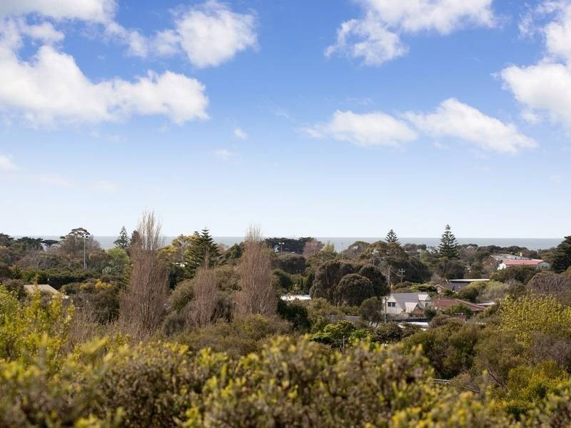 29 Tuerong Street, Rye VIC 3941