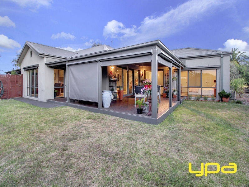 4 Fairway Circle, Safety Beach VIC 3936
