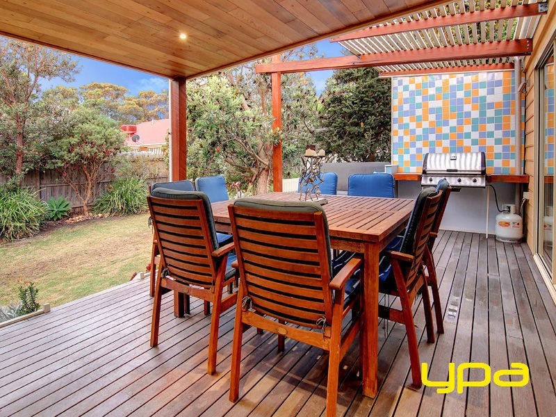 3 Somerset Place, Safety Beach VIC 3936