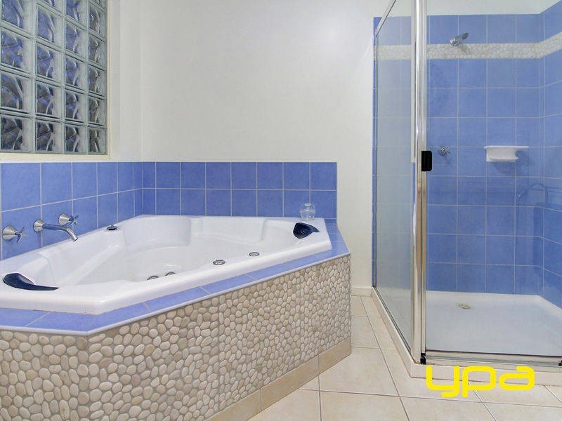 3 Somerset Place, Safety Beach VIC 3936