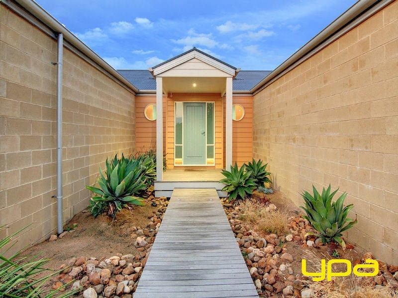 3 Somerset Place, Safety Beach VIC 3936