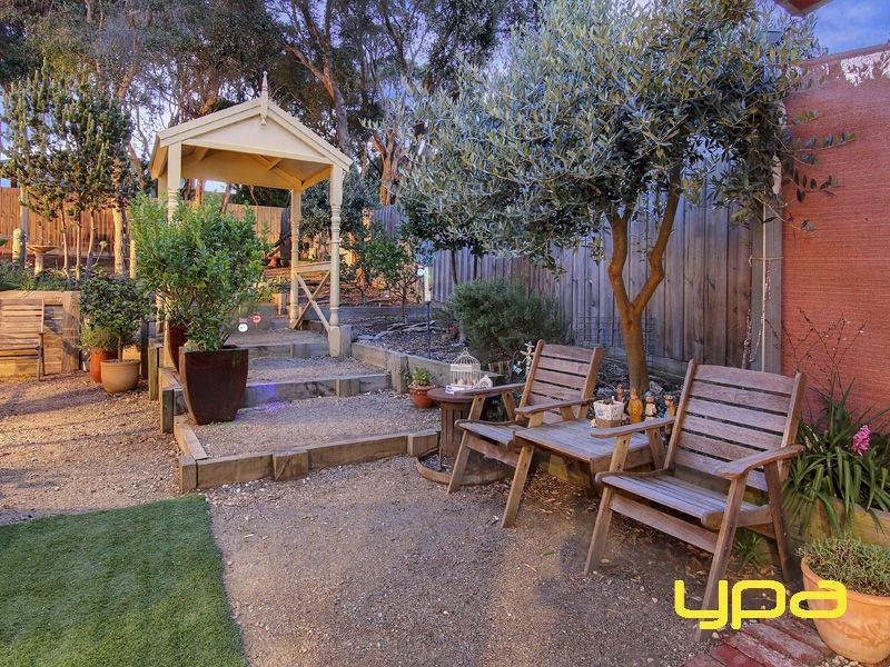 5 Garden Street, Blairgowrie VIC 3942