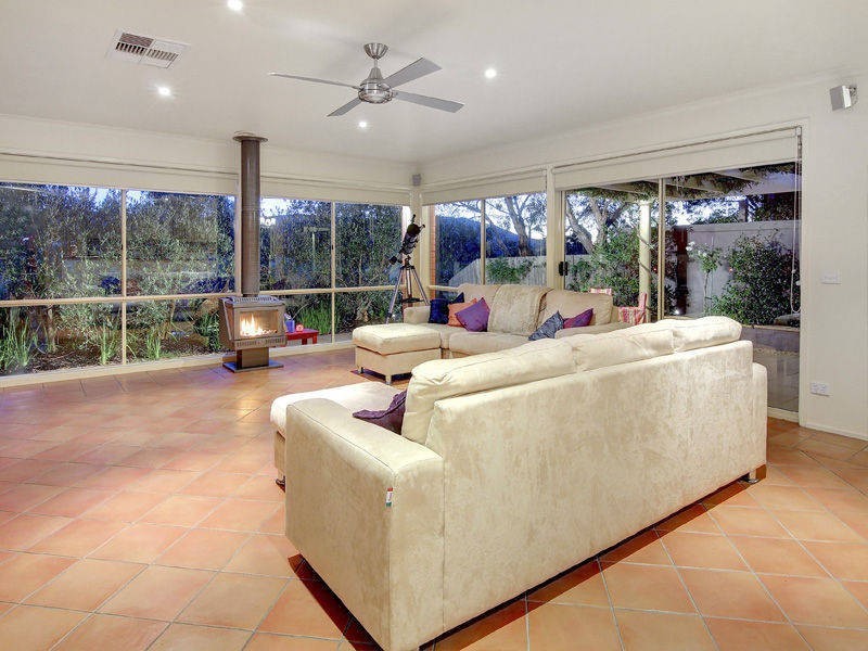 15 Fairway Drive, Safety Beach VIC 3936