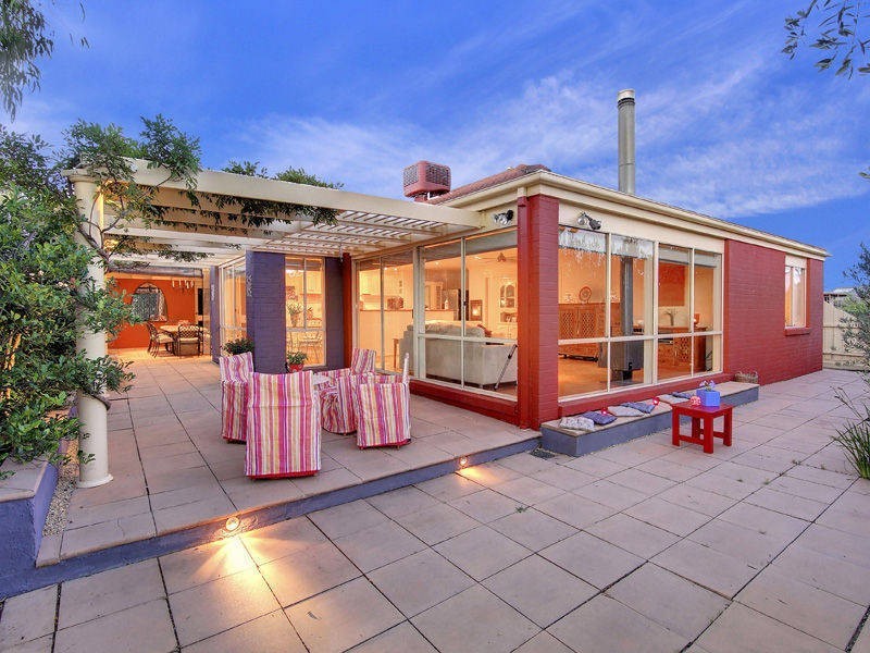 15 Fairway Drive, Safety Beach VIC 3936