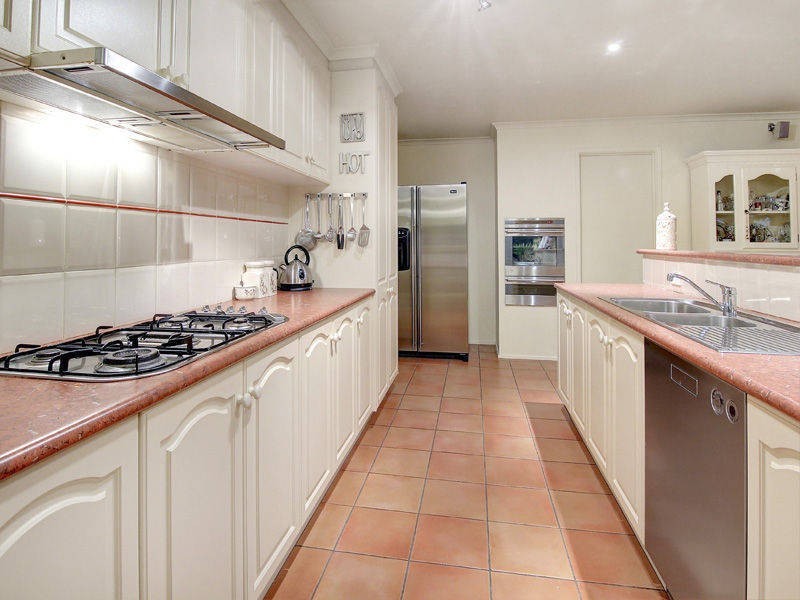 15 Fairway Drive, Safety Beach VIC 3936