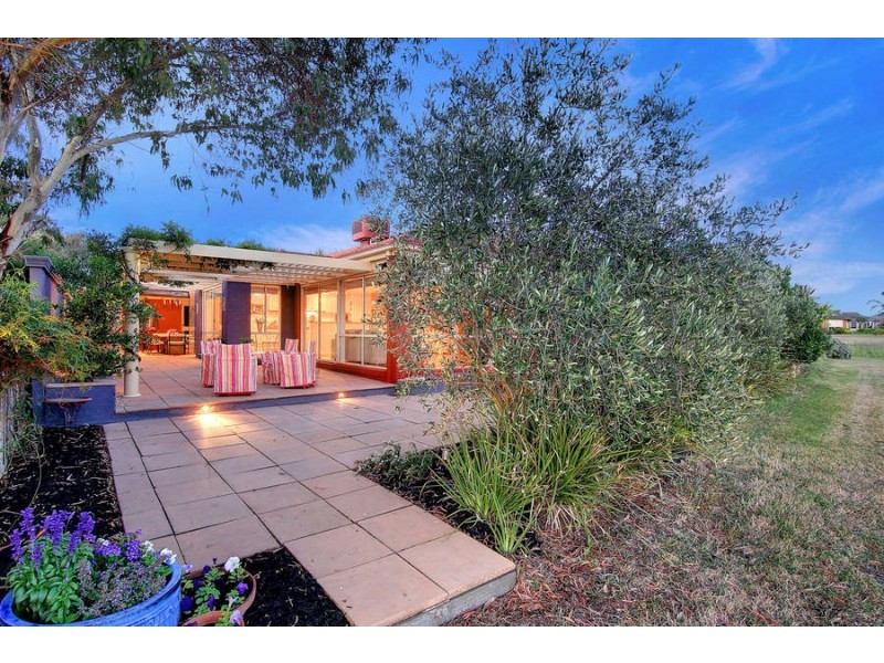 15 Fairway Drive, Safety Beach VIC 3936