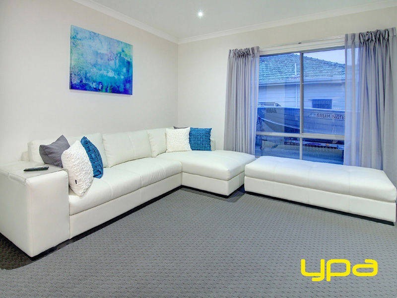 39 Olympic Parade, Dromana VIC 3936