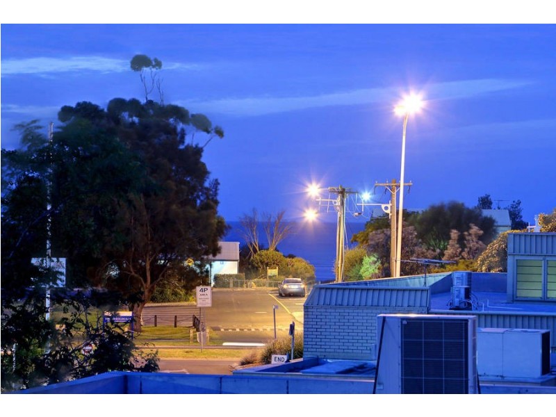 1/7 Eighth Avenue, Rosebud VIC 3939