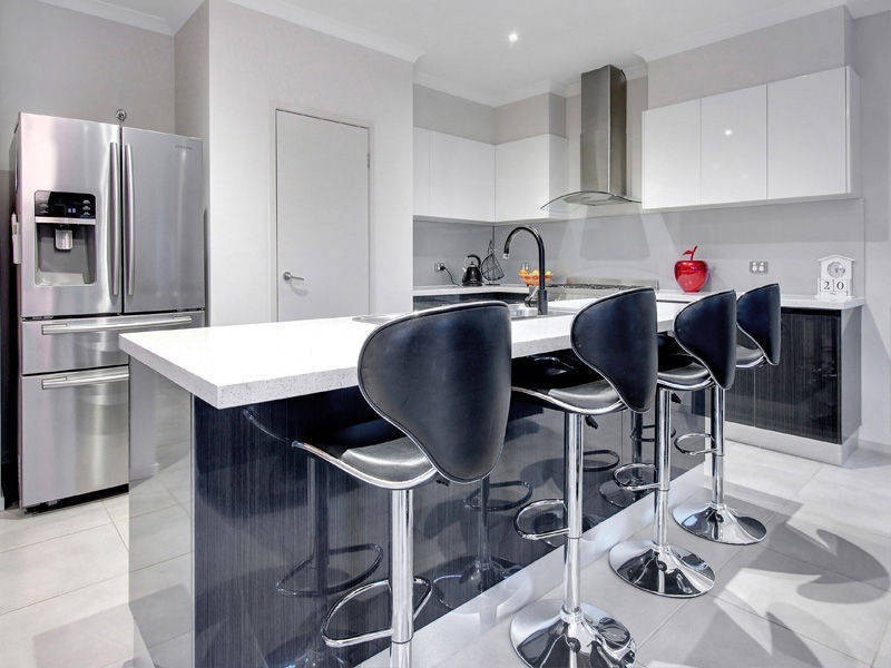 36 Oceanic Drive, Safety Beach VIC 3936