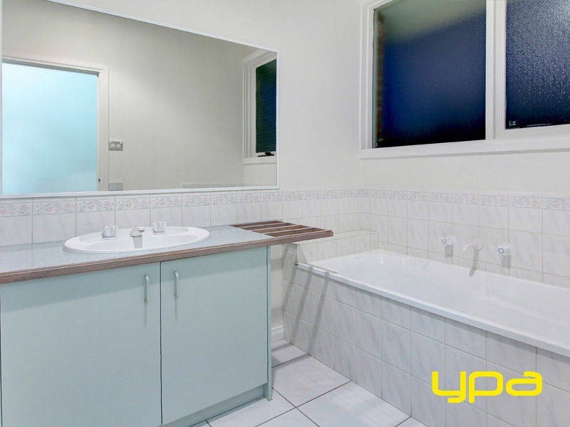 7 Country Club Drive, Safety Beach VIC 3936