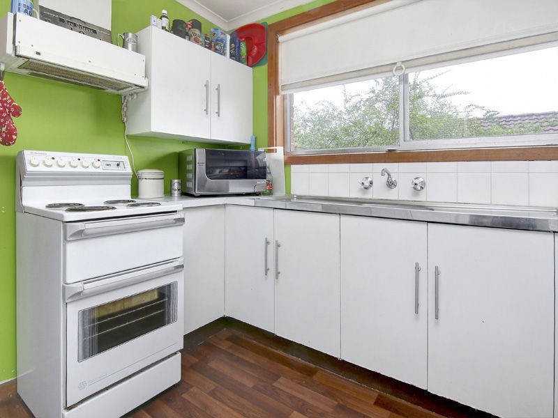 90 Ocean Street, Rosebud VIC 3939