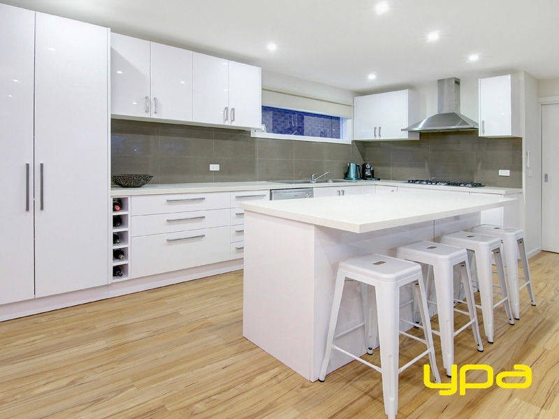 69 Rainier Avenue, Dromana VIC 3936