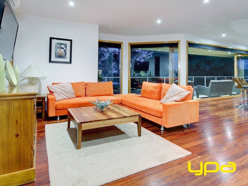 8 Albert Court, Dromana VIC 3936