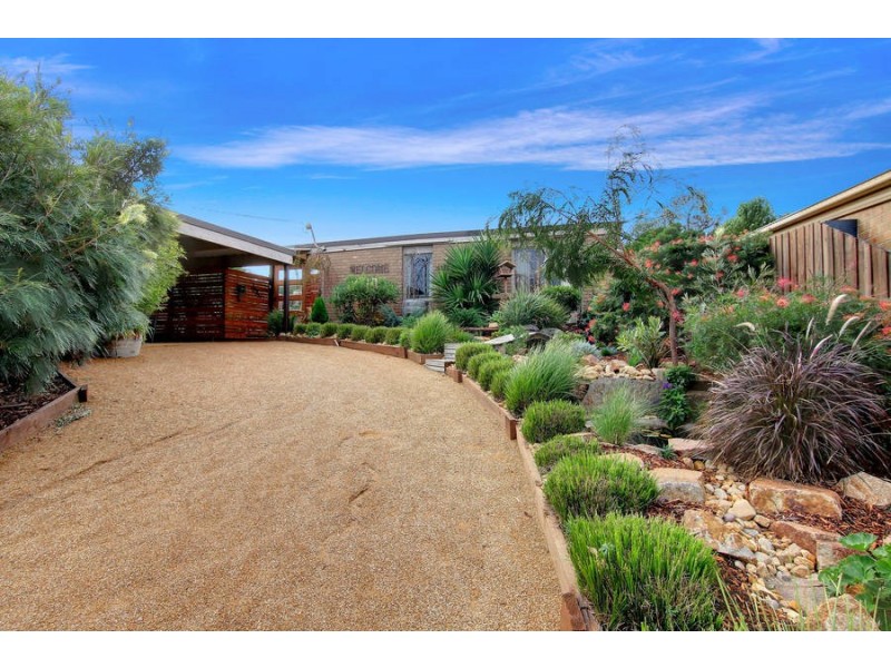 15 Lyndon Drive, Rosebud VIC 3939