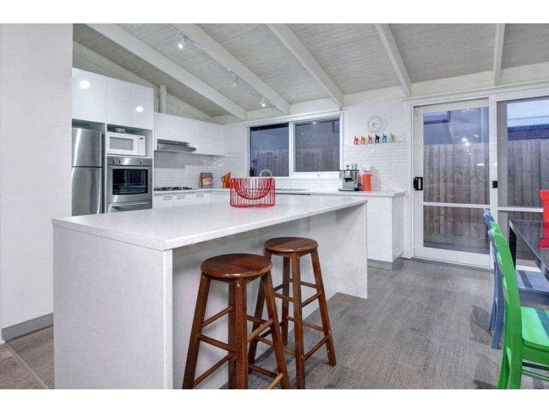 12 Nerissa Street, Rye VIC 3941