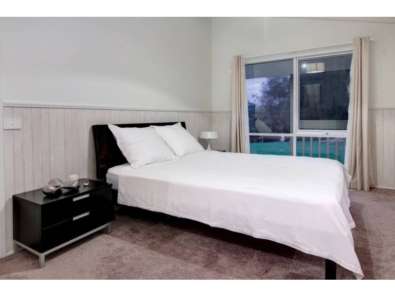 12 Nerissa Street, Rye VIC 3941