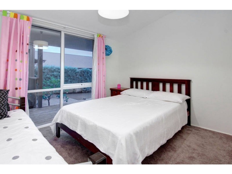 12 Nerissa Street, Rye VIC 3941