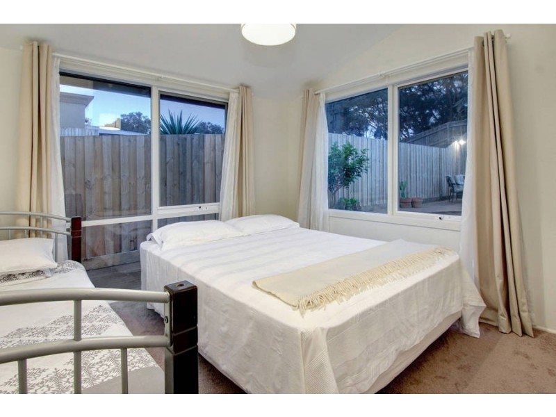 12 Nerissa Street, Rye VIC 3941