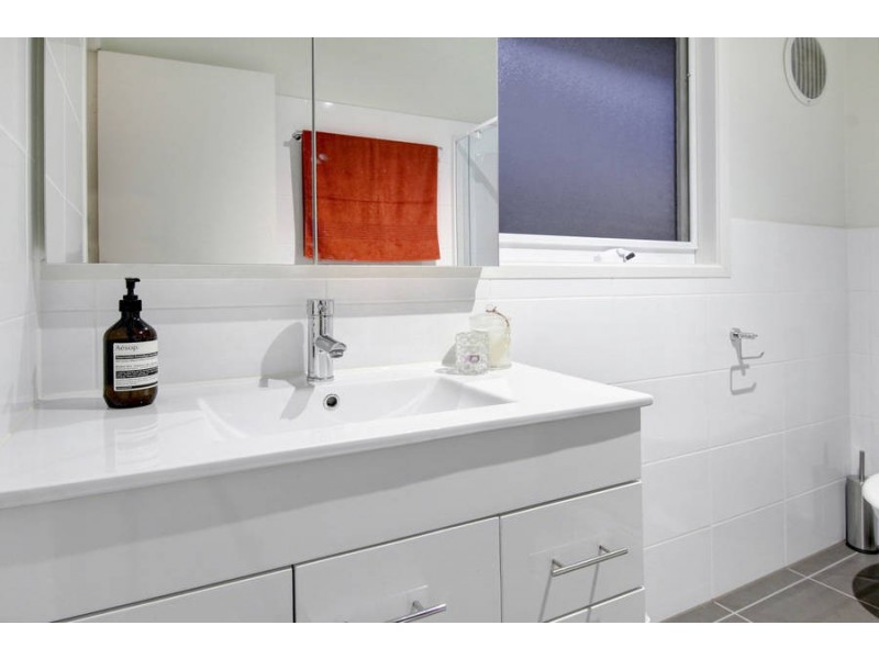 12 Nerissa Street, Rye VIC 3941