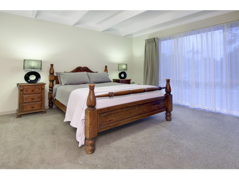 8 Avocet Court, Tootgarook VIC 3941